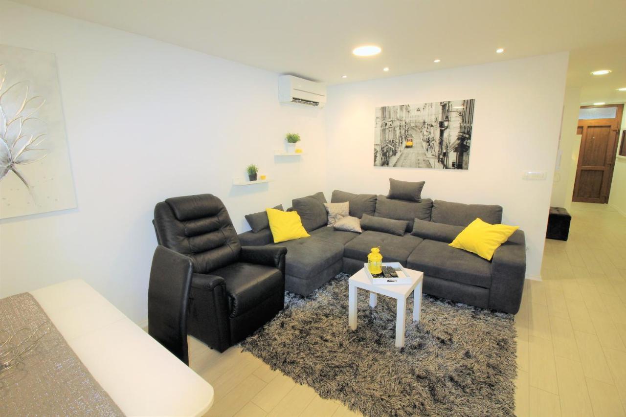 Apartment Pia Šibenik Esterno foto