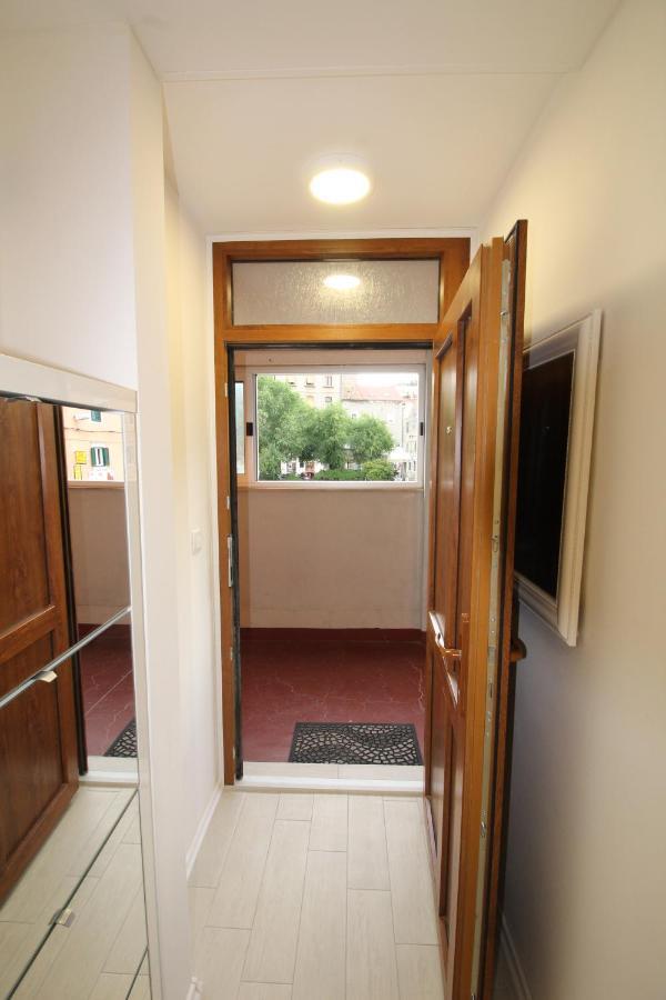 Apartment Pia Šibenik Esterno foto